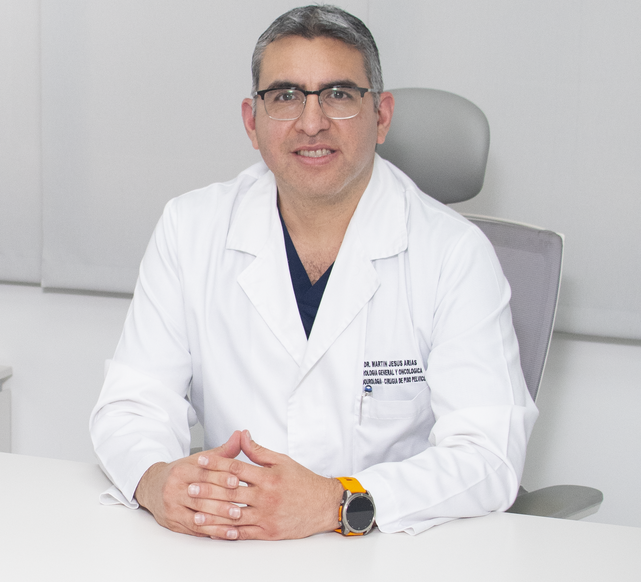 Dr. Martín Arias